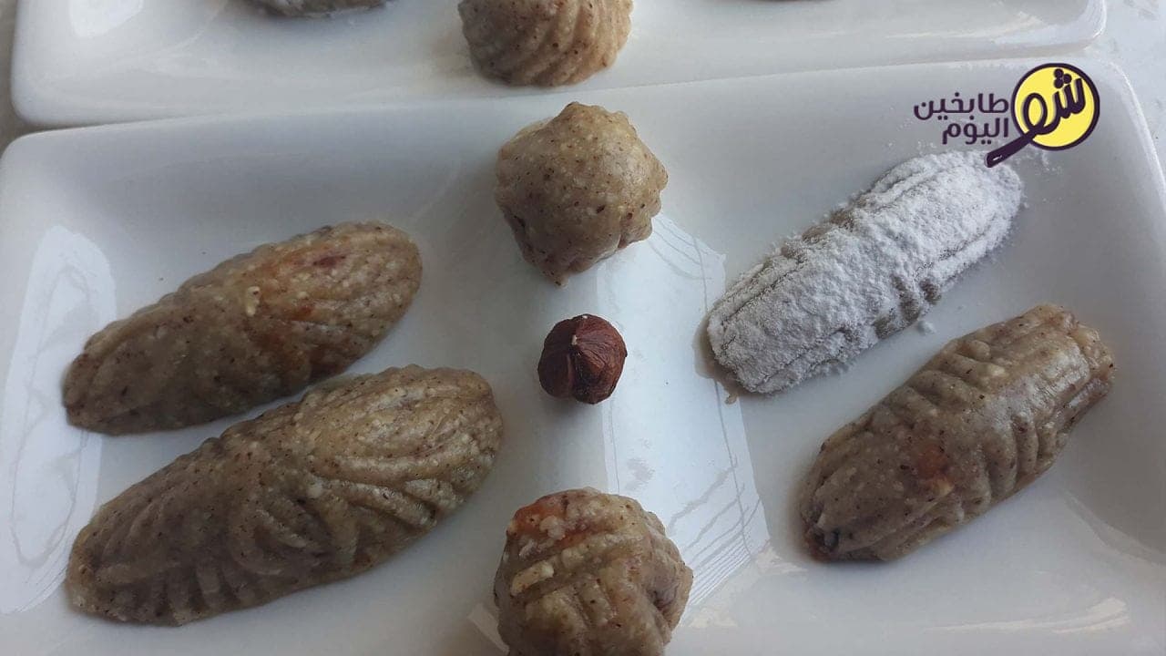 معمول المرصبان المحشو بالتمر