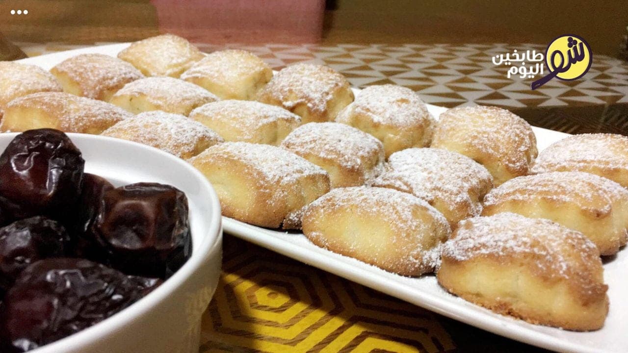 Date Maamoul with Flour and Butter