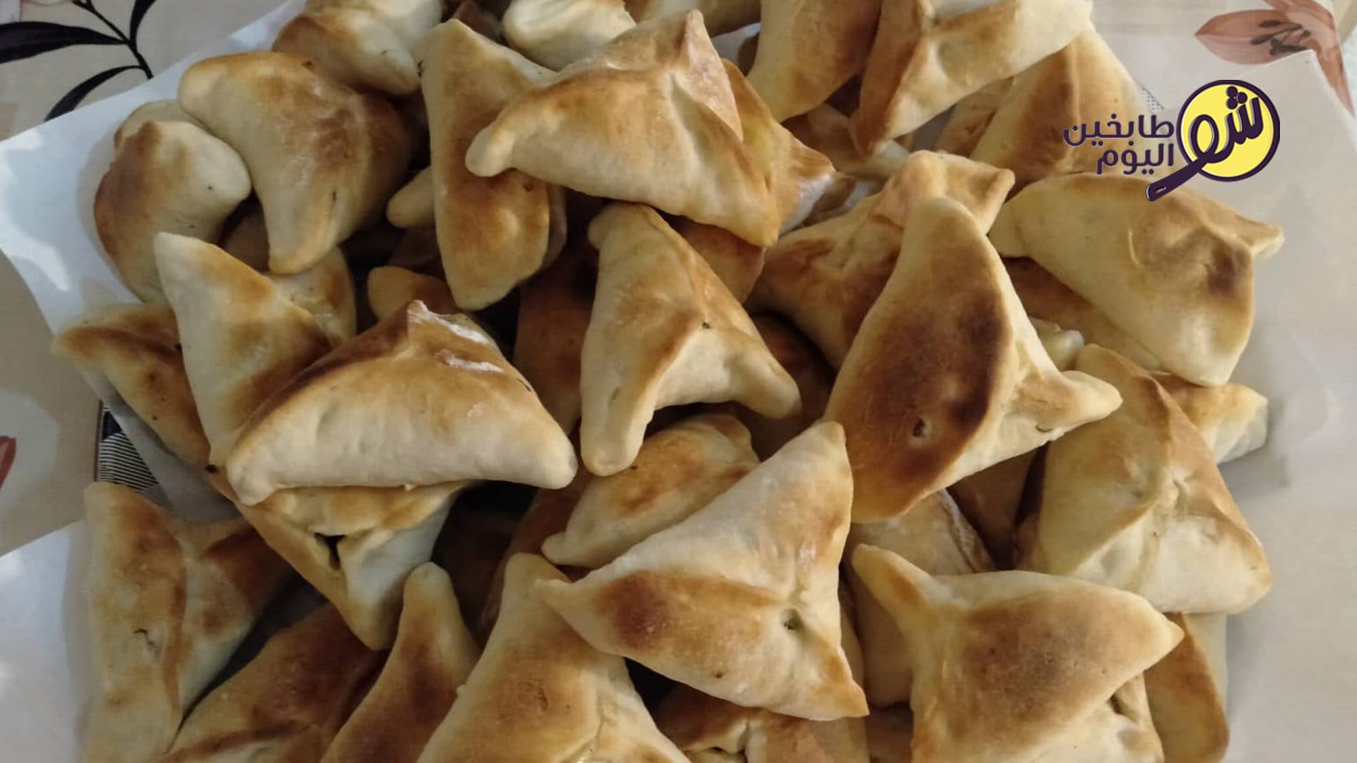 كيف نحضر فطاير السبانخ المنزلية؟